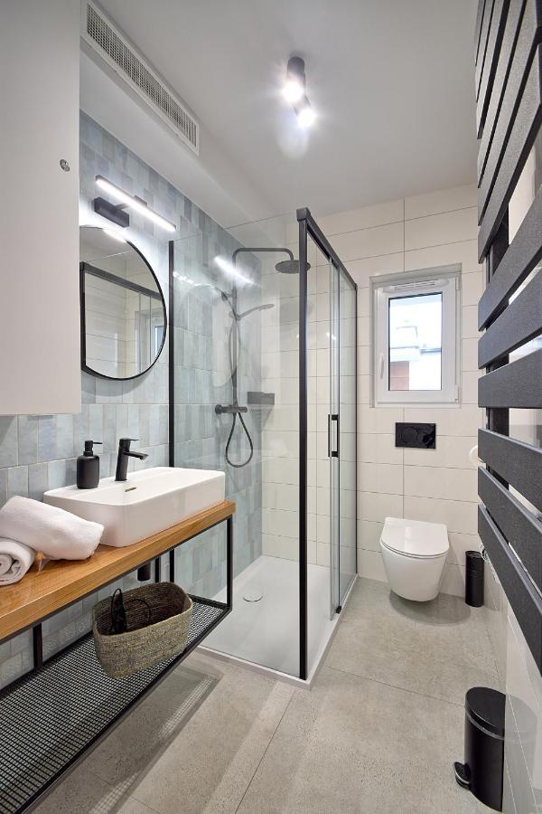 E-Apartament Nad Morzem Apartamentuj ミエルノ エクステリア 写真